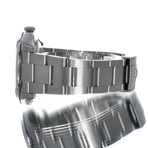 Rolex Explorer 214270